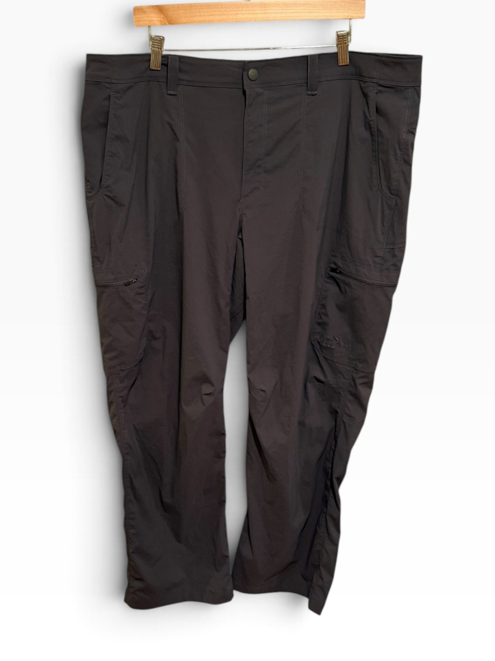 L.L. Bean Men's Dark Gray Cargo Hiking Pants - Size 40x30
